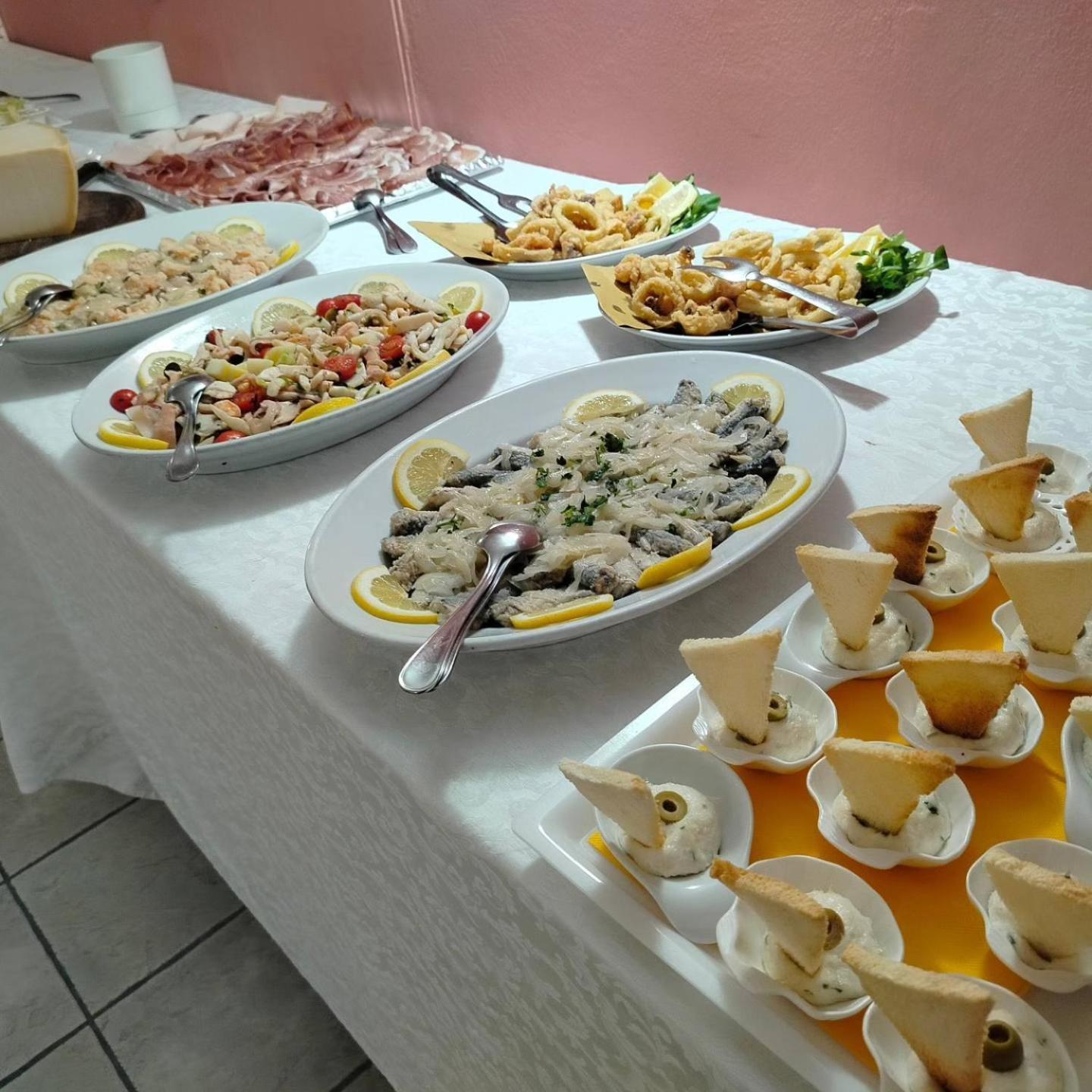 Hotel Sporting Casarsa della Delizia Esterno foto