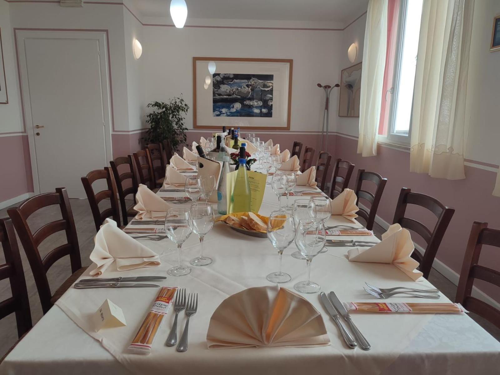 Hotel Sporting Casarsa della Delizia Esterno foto