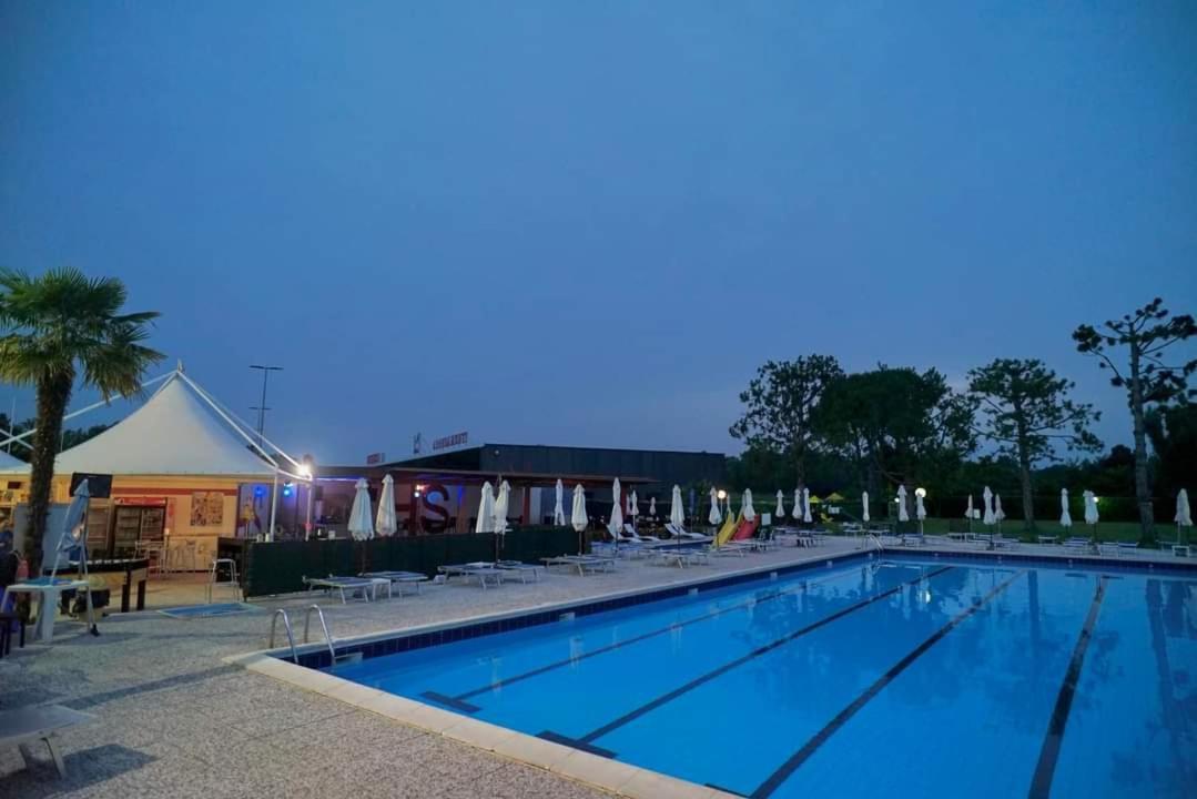 Hotel Sporting Casarsa della Delizia Esterno foto