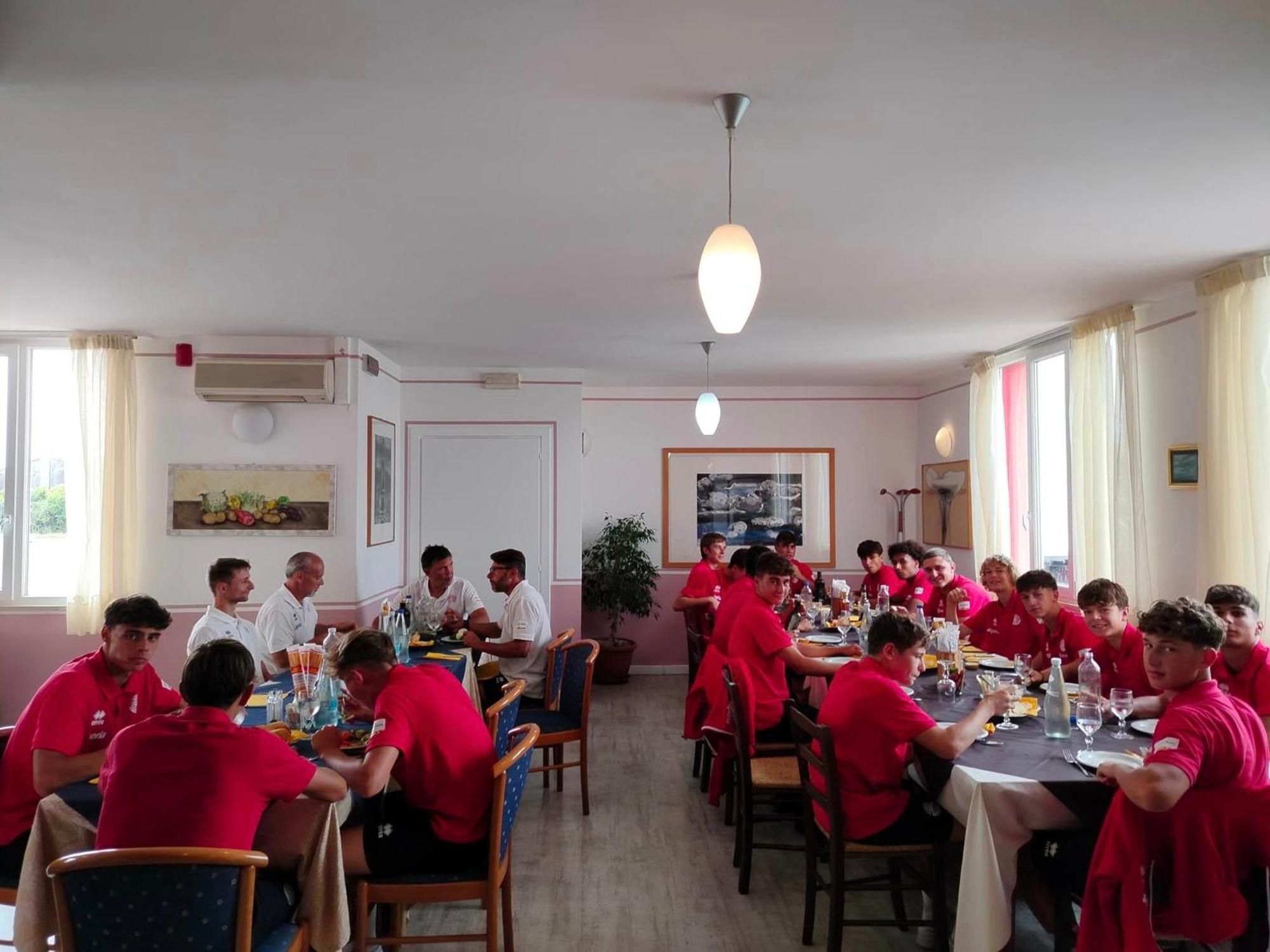 Hotel Sporting Casarsa della Delizia Esterno foto